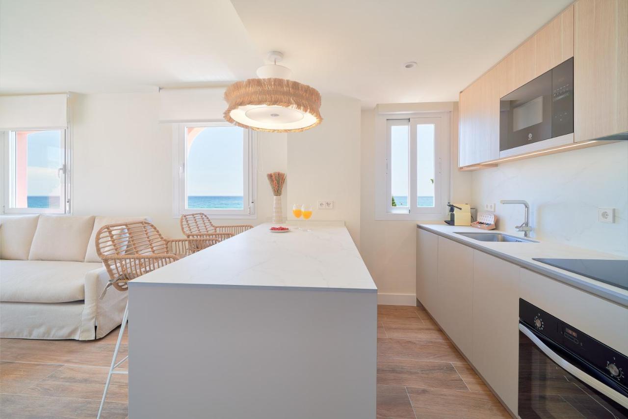 מארבלה Sea Suite Beachfront מראה חיצוני תמונה