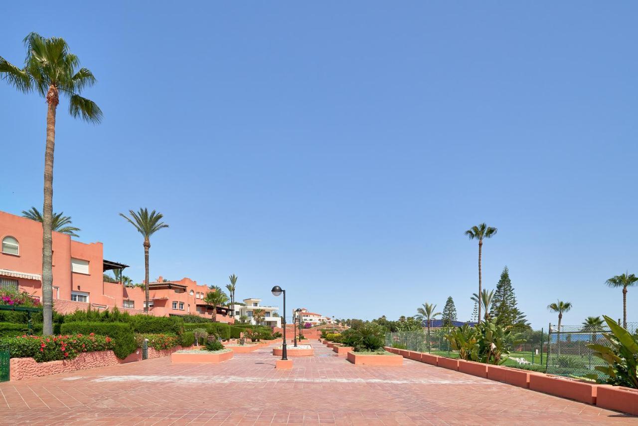מארבלה Sea Suite Beachfront מראה חיצוני תמונה